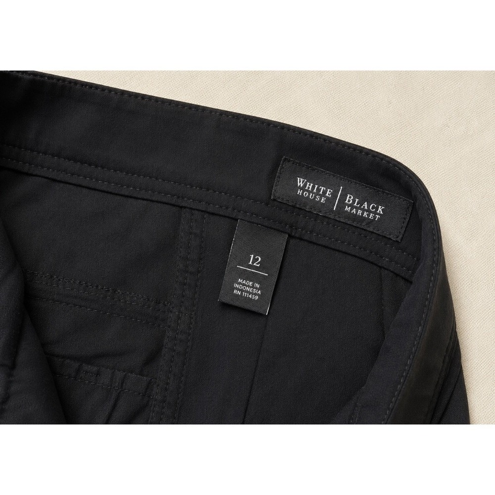 White House Black Market Black Utility Cuffed Shorts Size 12 Cargo Pockets - Picture 6 of 6